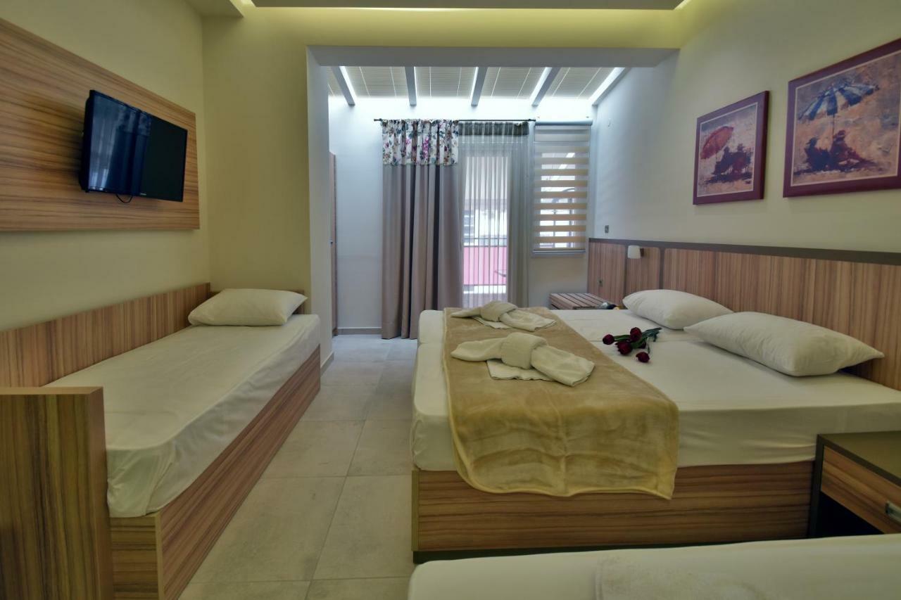 Dafni Plus Hotel Leptokaryá Exterior foto